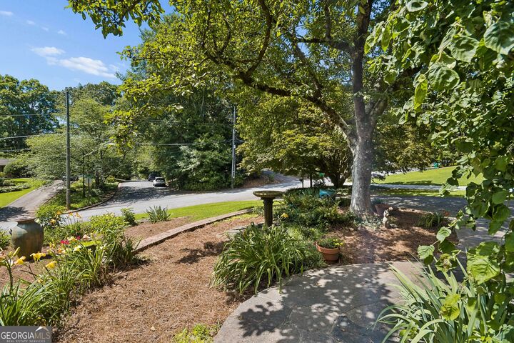 Property Photo: 2478 Williamswood Court GA 30033