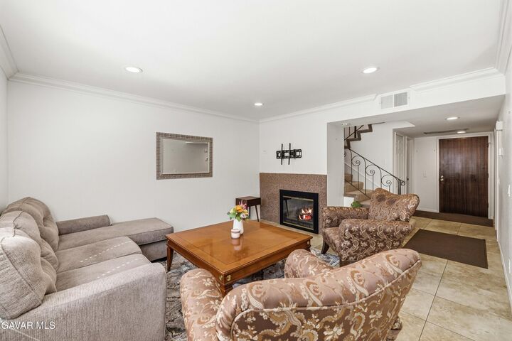Property Photo:  42841 15th Street Unit 6  CA 93534 