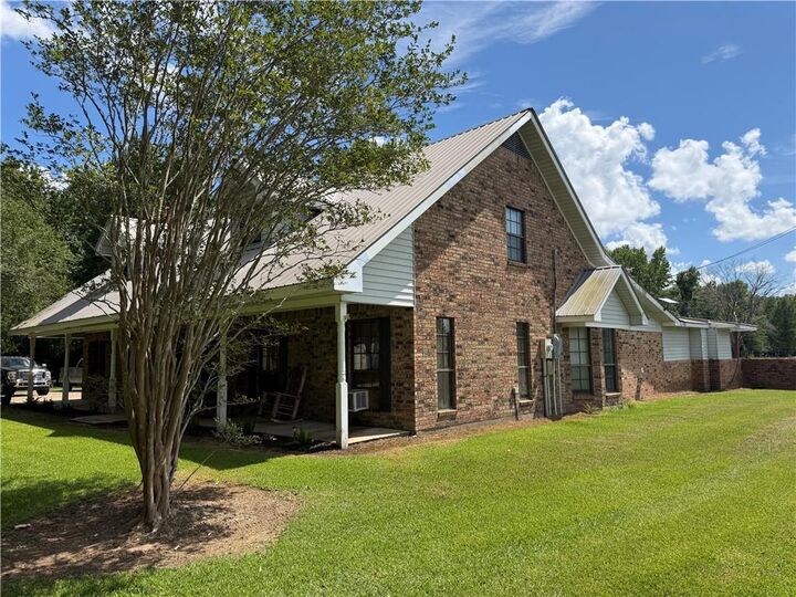 Property Photo: 6676 Hwy 107 Highway LA 71351