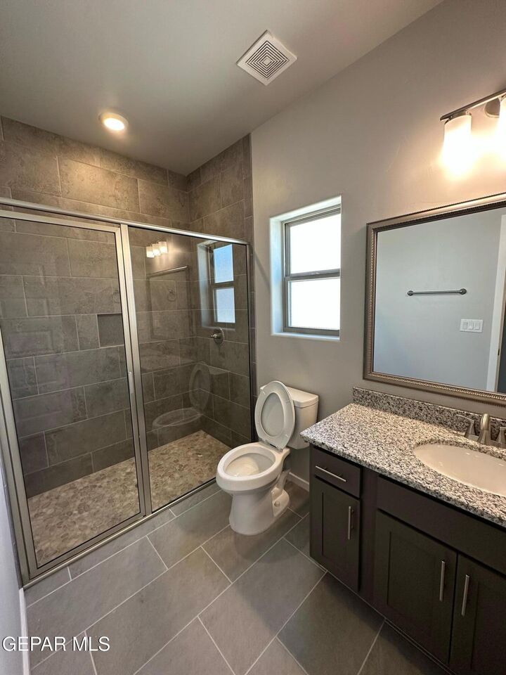 Property Photo: 5704 Adamsville Avenue TX 79934