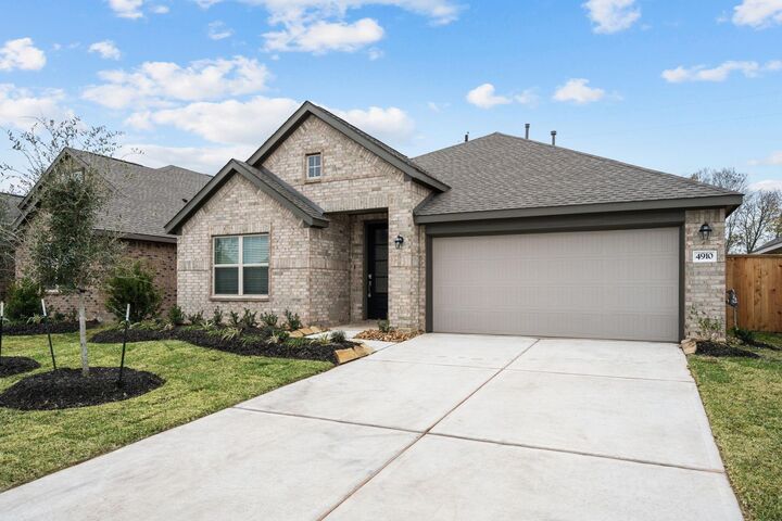 Property Photo: 4910 Penton Meadow Lane TX 77583