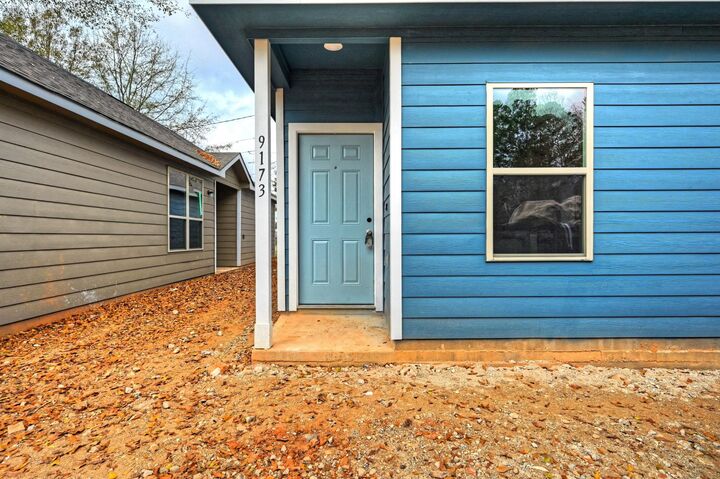 Property Photo: 9173 Inwood TX 77318