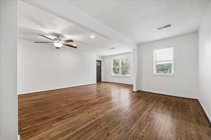 Property Photo:  7515 Magnolia Street  TX 77023 