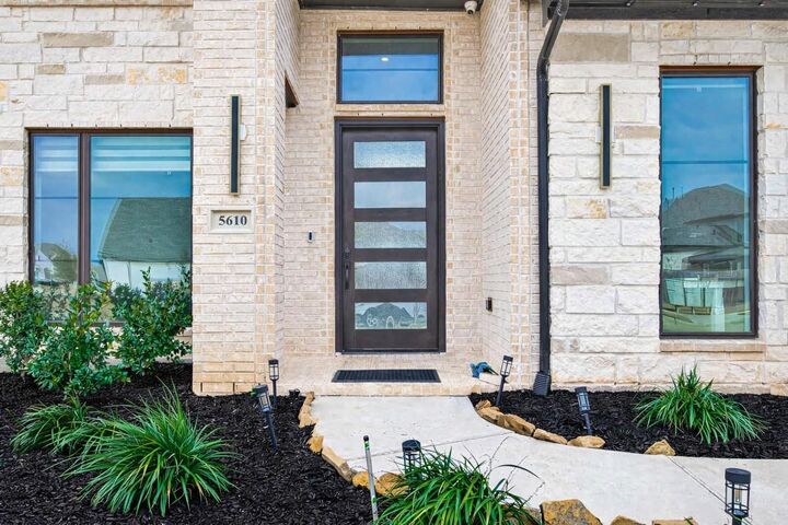 Property Photo:  5610 Mesa Estates Drive  TX 77469 