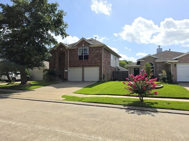 Property Photo: 9023 Dragonwood Trail TX 77083