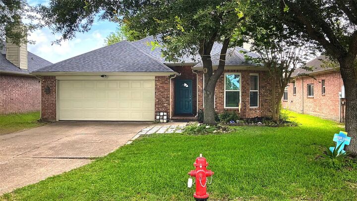 Property Photo: 3727 Nichols Avenue TX 77539