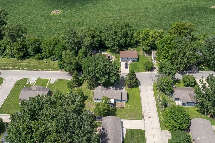 Property Photo: 2710 Roma Lane MO 64505