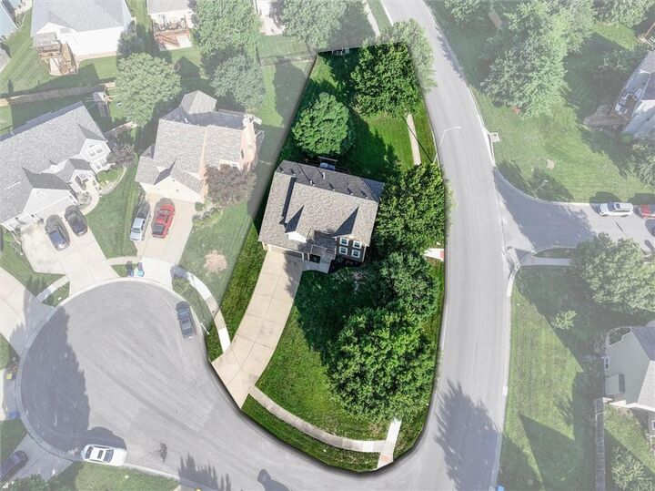 Property Photo: 21624 W 58th Street KS 66218