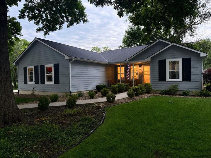Property Photo:  301 S Elm Street  KS 66053 