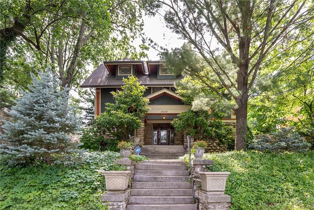 Property Photo:  3640 Campbell Street  MO 64109 