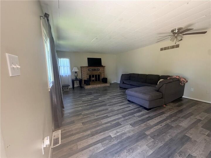 Property Photo:  502 N Wooden Avenue  MO 64624 