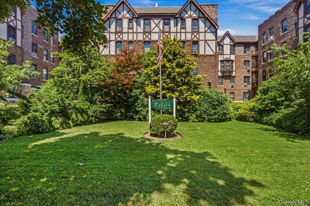 Property Photo: 160-15 Powells Cove Boulevard C7 NY 11357