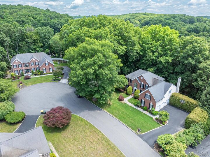 Property Photo:  6 Theal Court  NY 10589 