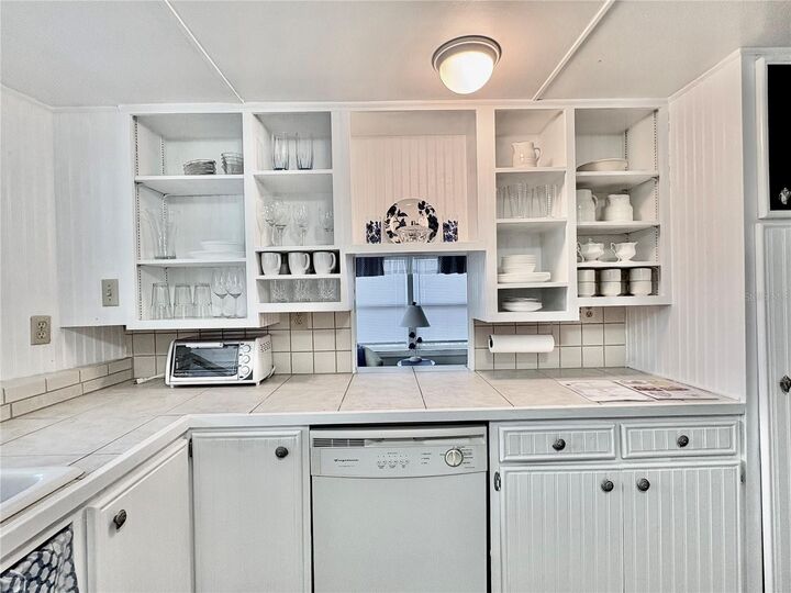 Property Photo: 603 S Green Circle FL 34285