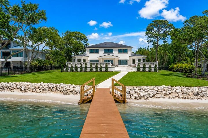 Property Photo:  1516 Bayshore Boulevard  FL 34698 