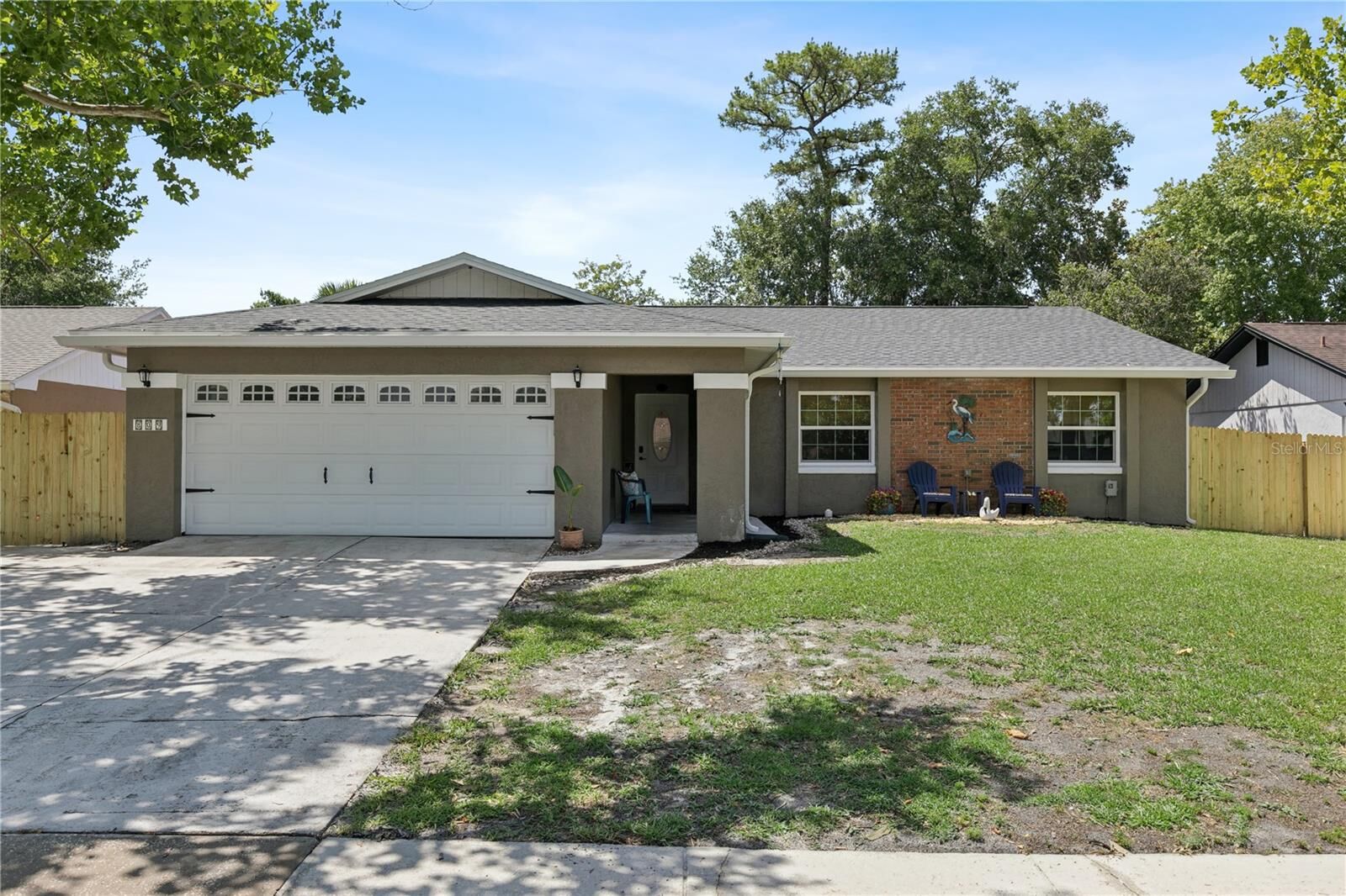 Property Photo:  809 Big Buck Circle  FL 32708 