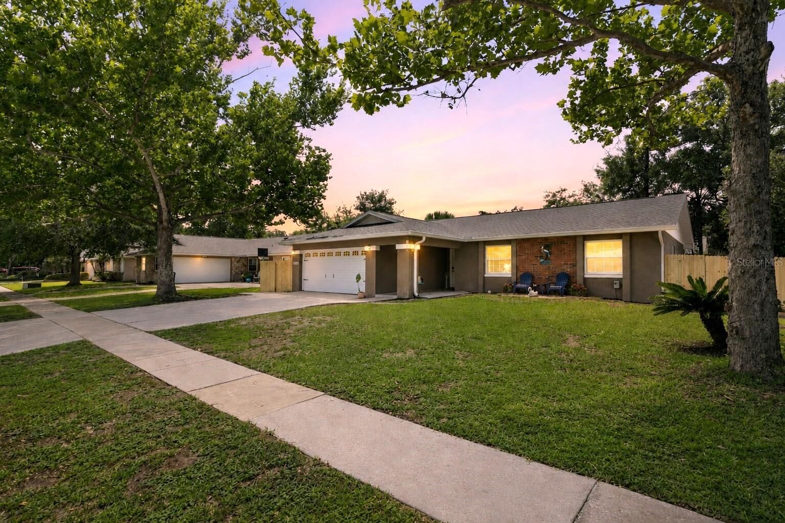 Property Photo:  809 Big Buck Circle  FL 32708 