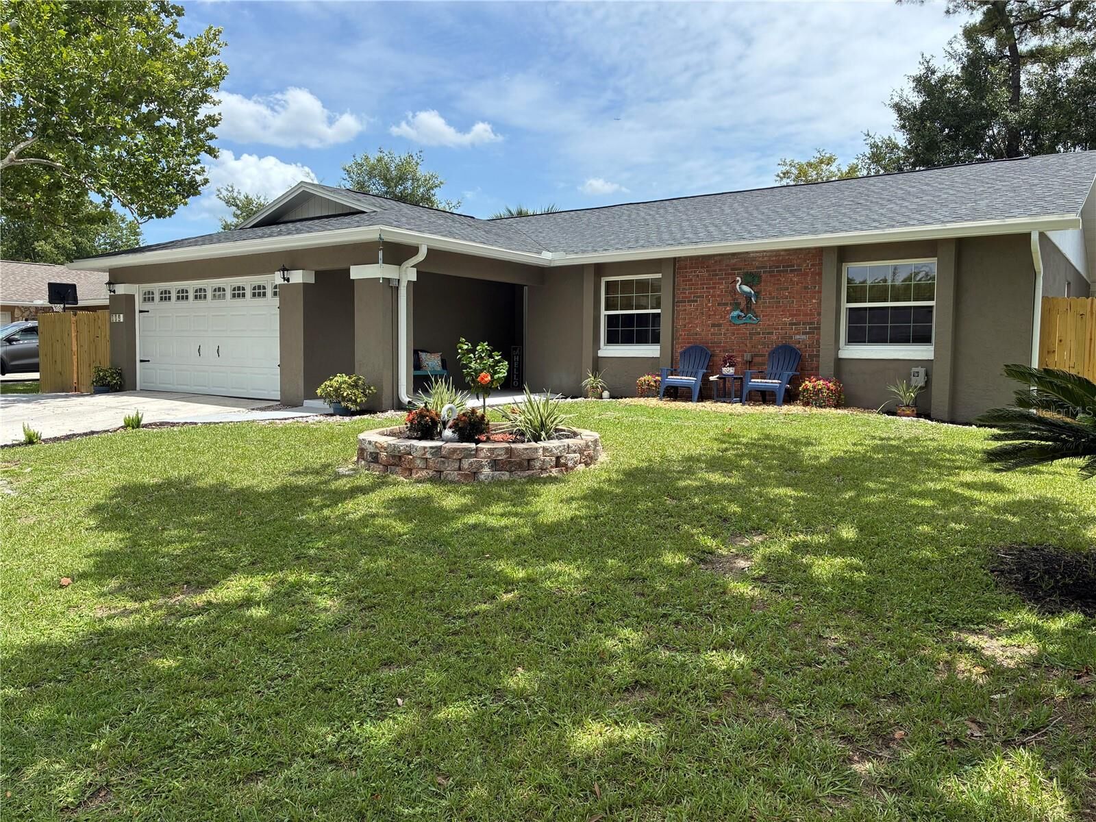 Property Photo:  809 Big Buck Circle  FL 32708 