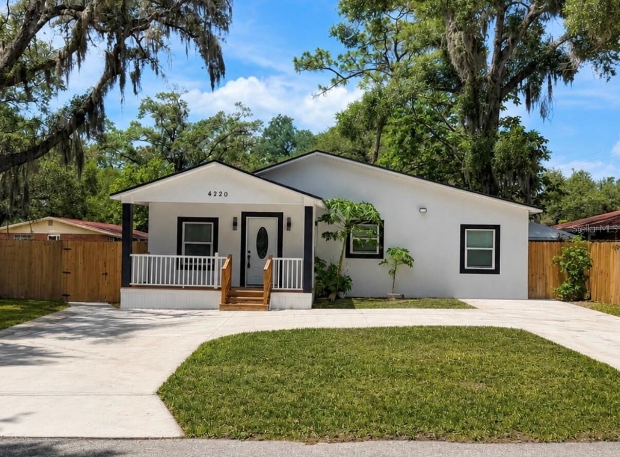 Property Photo:  4220 E Eva Street  FL 33617 