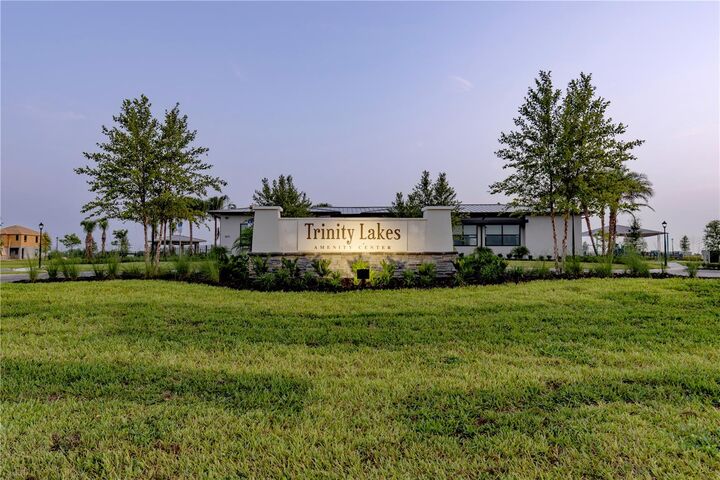 Property Photo: 7276 Rolling Leaf Road FL 34736