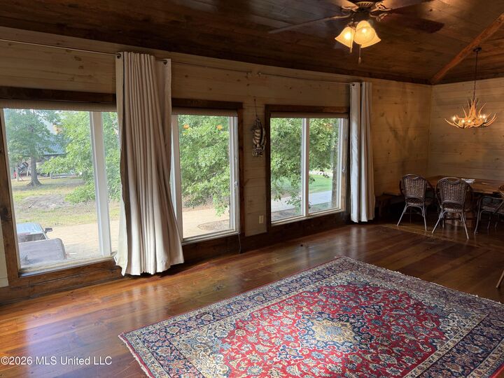 Property Photo:  1723 Shoemake Road  MS 39194 
