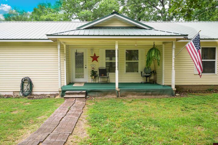Property Photo:  226 Deer Park Loop  AR 72653 