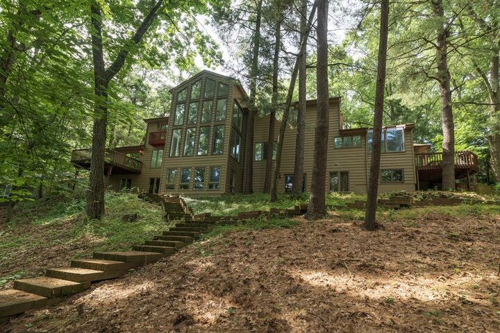 Property Photo: 7129 Lakeridge Place MI 49009-9758