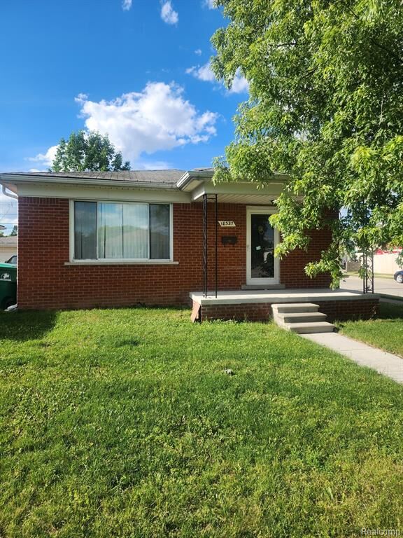 Property Photo: 18327 Holland Avenue MI 48021 2674