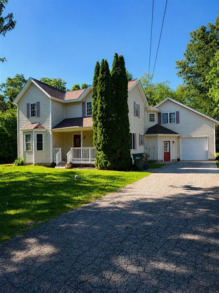 Property Photo:  9050 Almena Drive  MI 49009-5310 