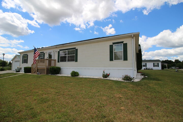 Property Photo:  823 Raisin River Road  MI 49093 