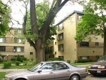 Property Photo: 6130 N Damen Avenue 3H IL 60659