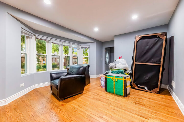 Property Photo:  7638 S Laflin Street  IL 60620 