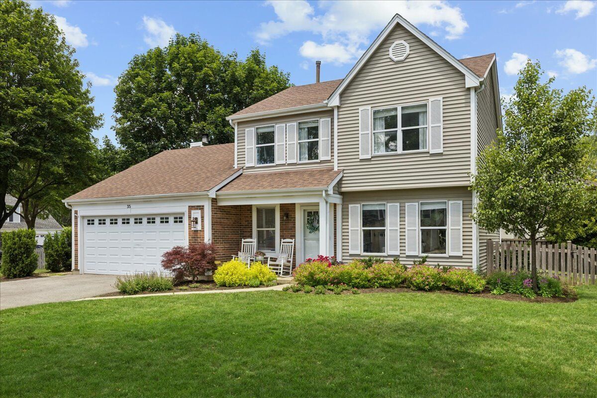 Property Photo:  35 Knightsbridge Drive  IL 60060 