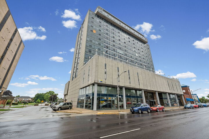 Property Photo: 7234 W North Avenue 1005 IL 60707