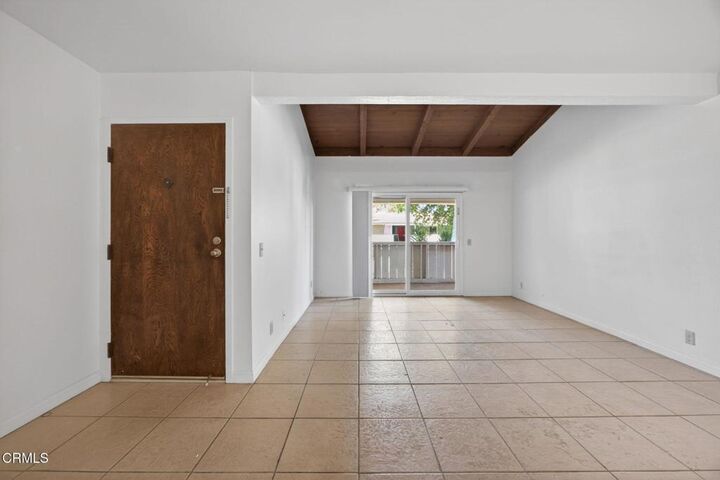 Property Photo:  1300 Saratoga Avenue 211  CA 93003 