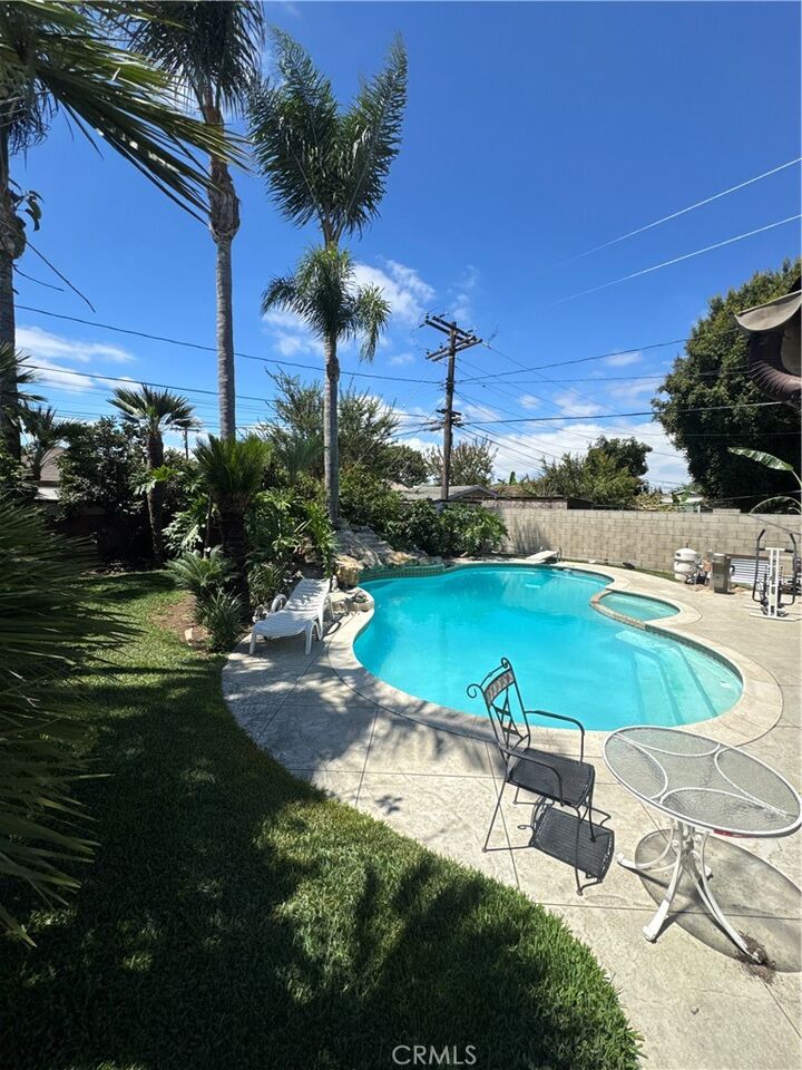 Property Photo: 1030 W Glenwood Pl CA 92707