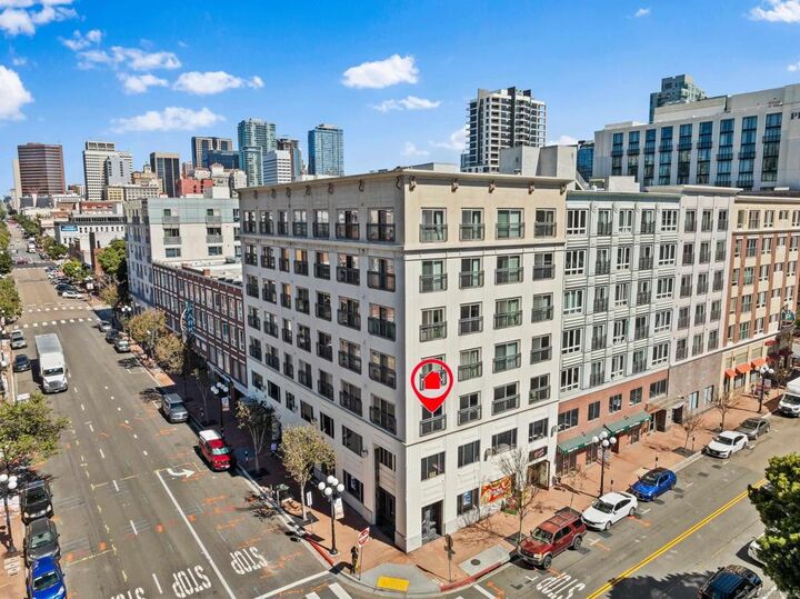 Property Photo:  450 J Street 3251  CA 92101 