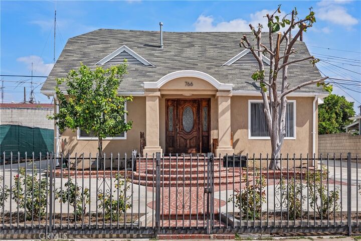 Property Photo:  766 N Alexandria  CA 90029 