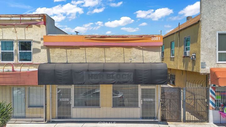 Property Photo:  3583 E 1st St  CA 90063 
