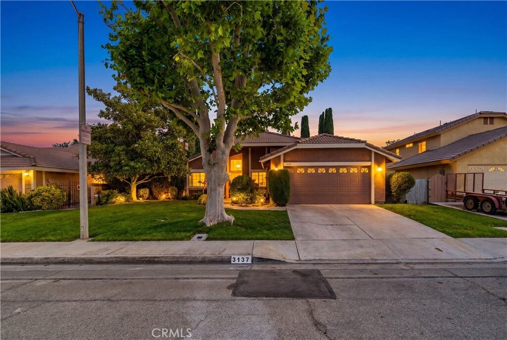 Property Photo:  3137 W Avenue J6  CA 93536 