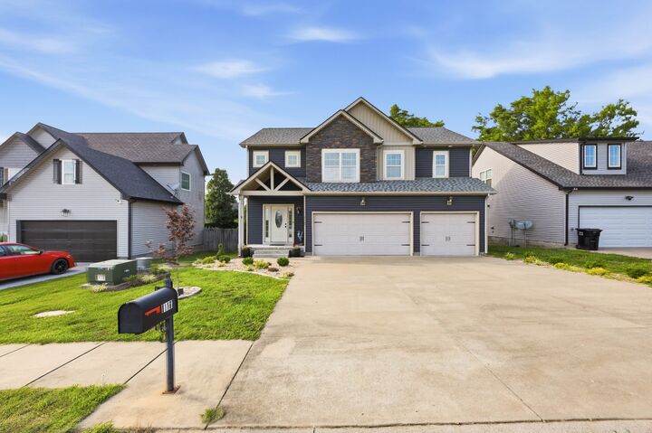 Property Photo: 1167 Eagles Bluff Dr TN 37040