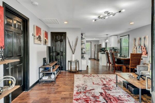 Property Photo: 316 Edwin St TN 37207
