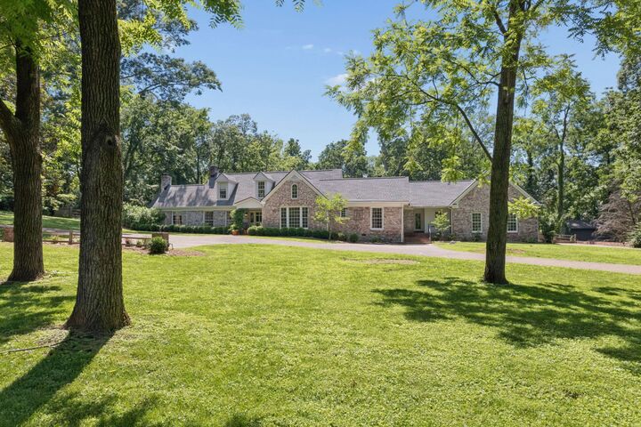 Property Photo:  4911 Sewanee Rd  TN 37220 