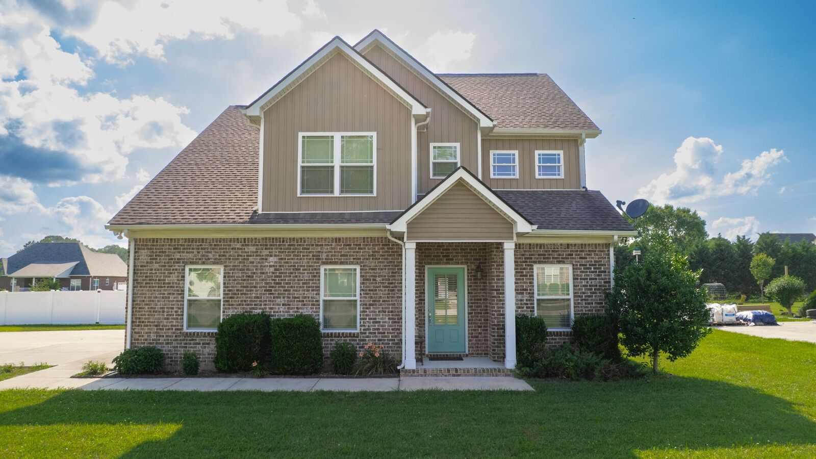 Property Photo: 145 Cooper Place Dr TN 37355