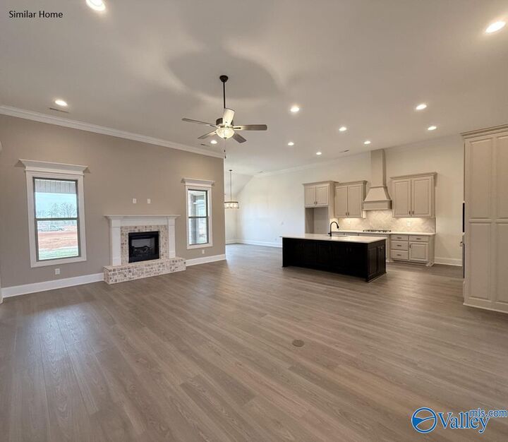 Property Photo:  Hathaway B Avondale Drive  AL 35613 