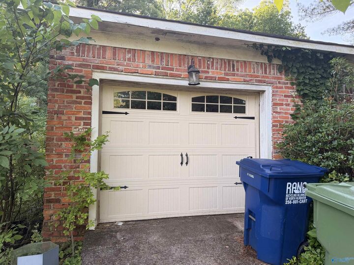 Property Photo:  2207 Laverne Drive NW  AL 35801 
