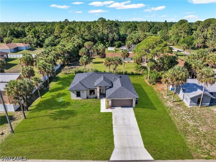 Property Photo: 205 W 7th Street FL 33972