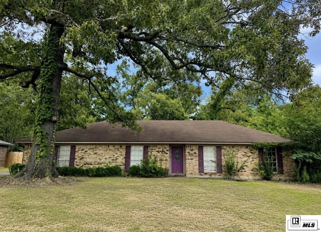 Property Photo: 100 Lakeview Park Drive LA 71203