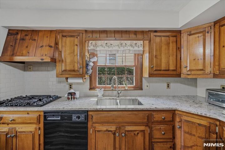 Property Photo: 85 Stewart NJ 07032
