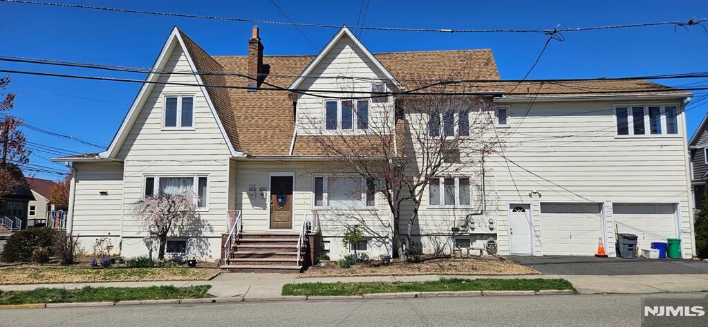 Property Photo:  653 New York Avenue  NJ 07071 